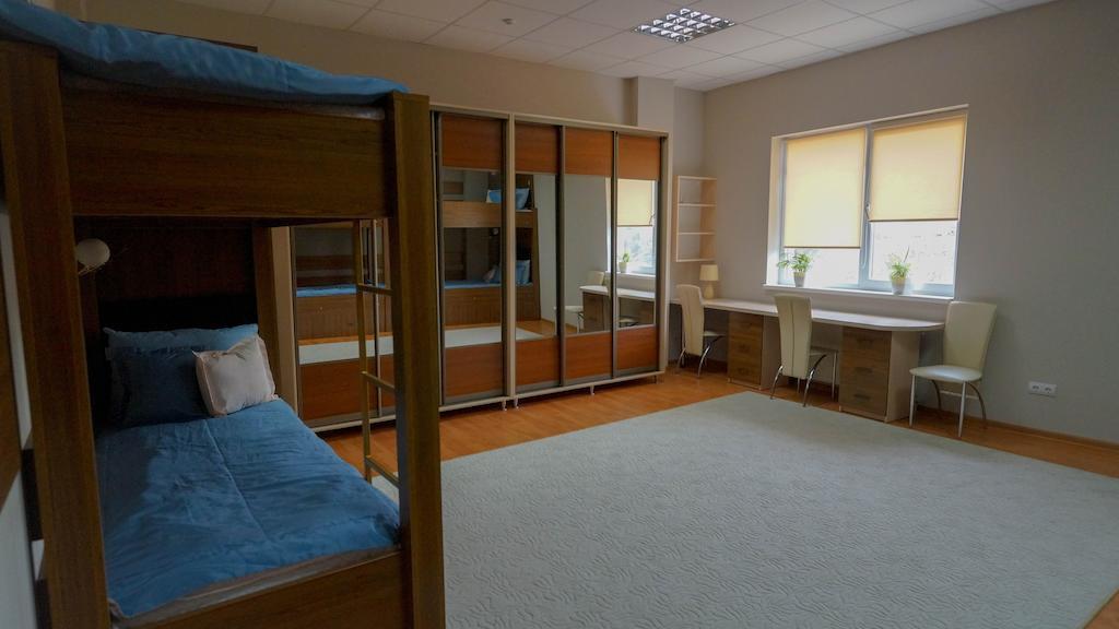 City Hostel Panorama Uzhhorod Δωμάτιο φωτογραφία