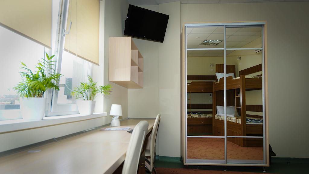 City Hostel Panorama Uzhhorod Δωμάτιο φωτογραφία